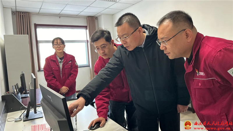孙惠生检查燃气安全等工作1.jpg