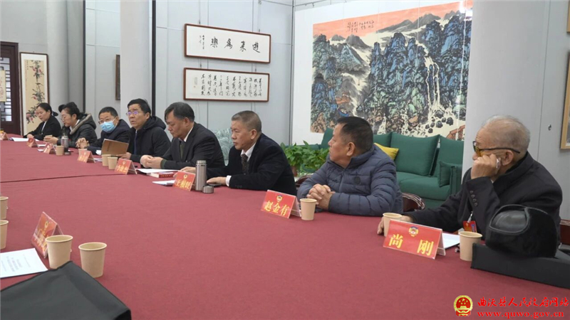 政协委员分组讨论 热议两个工作报告3.jpg