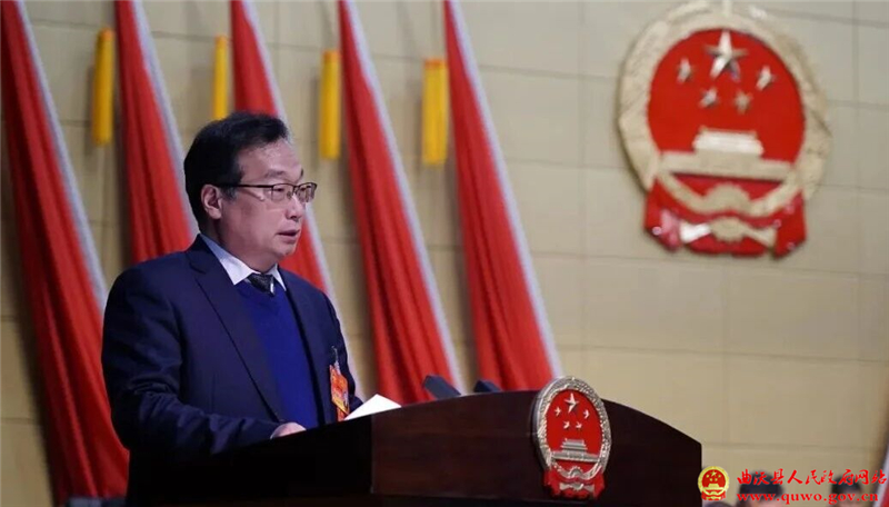 曲沃县十七届人大六次会议举行第二次全体代表会议2.jpg
