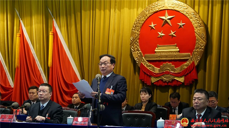 曲沃县十七届人大六次会议胜利闭幕1.jpg
