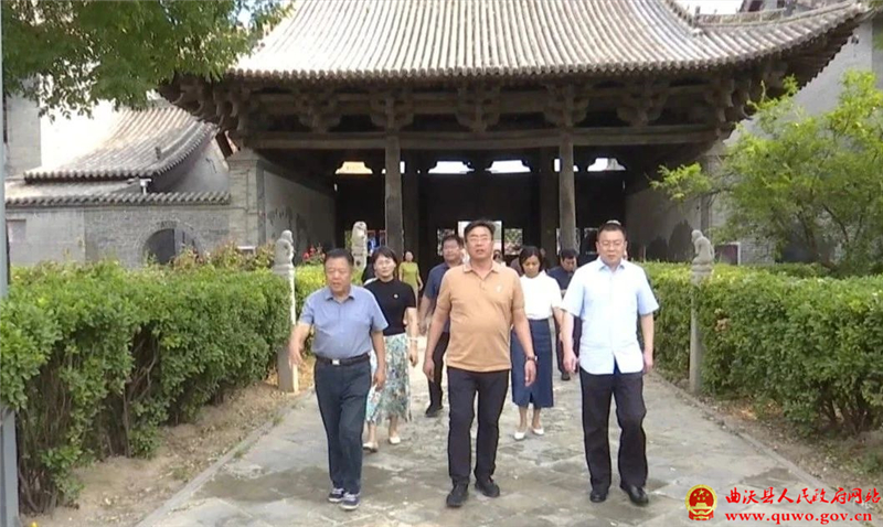 王振华带队在曲沃调研汛期文物安全工作.jpg