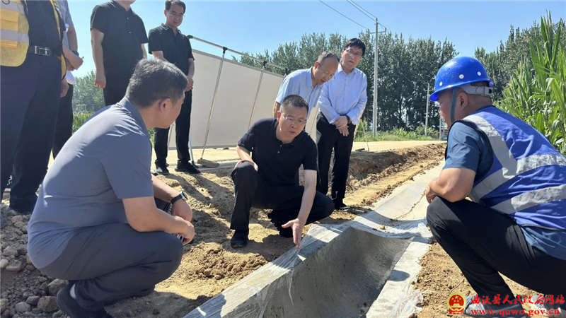 孙惠生调研高标准农田建设工作.jpg