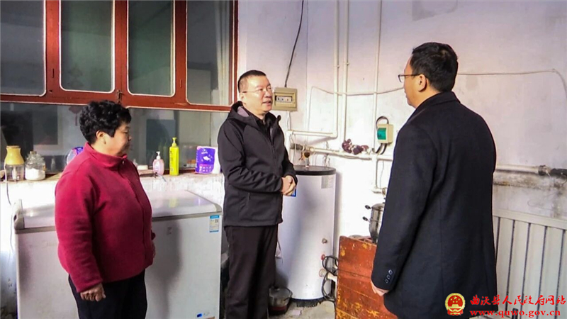吴滨检查秸秆禁烧和散煤“三清零”工作.jpg