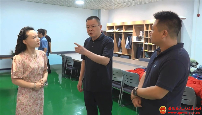 孙惠生在开发区调研检查企业安全生产工作并召开专题会议.jpg