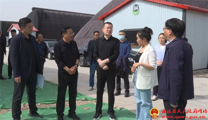 吴滨就农业产业重点项目现场办公并调研指导开发区工作1.jpg