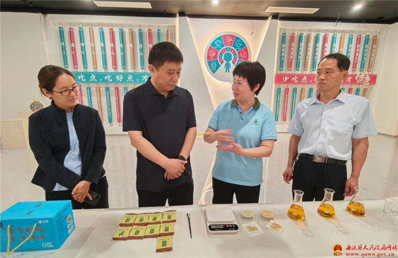 张军走访调研民营企业.jpg