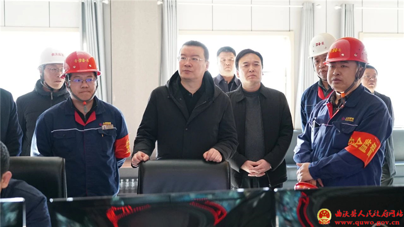吴滨一线调度“冬季行动”安全生产、开发区建设、重点项目建设、生态环保专项行动及复工复产等工作.jpg