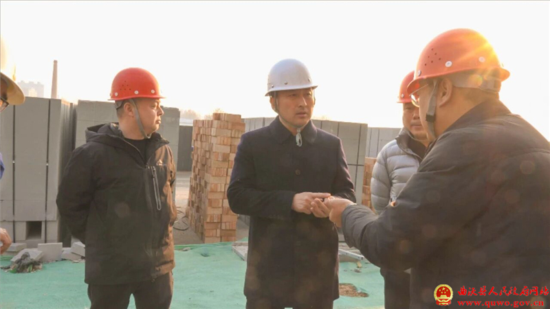 樊奇选检查高层建筑消防安全工作.jpg