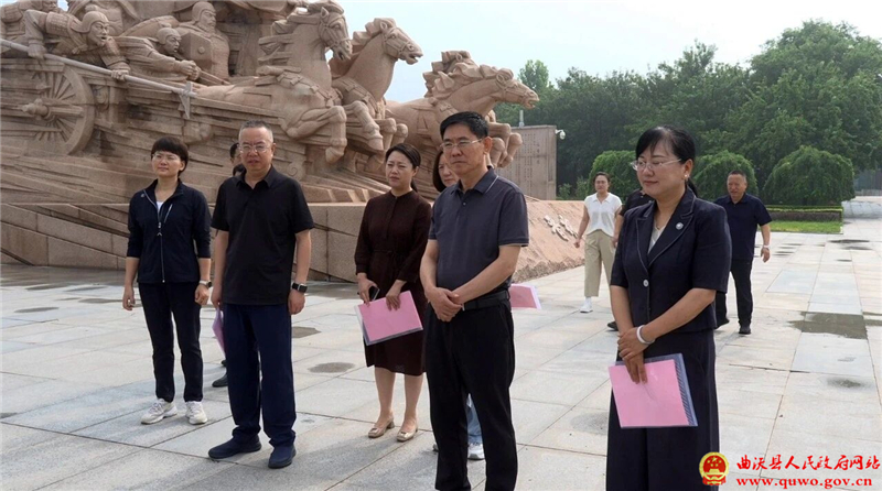 临汾市人大常委会在曲沃开展旅游“一法两条例”执法检查1.jpg 临汾市人大常委会在曲沃开展旅游“一法两条例”执法检查1.jpg
